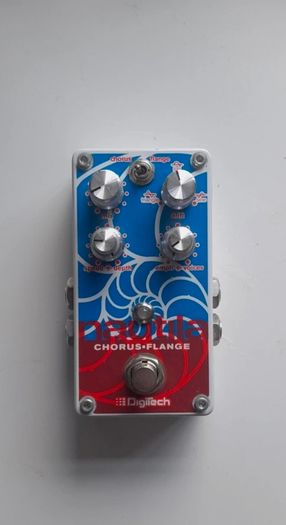 DigiTech Nautila Digital Chorus Flanger Pedal