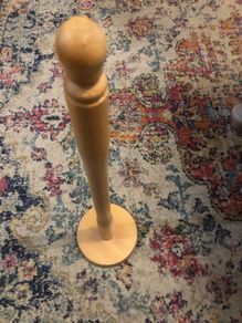 toilet roll holder