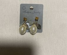 Pearl earrings