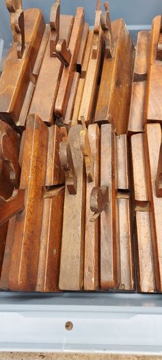 Tub of antique wooden plains