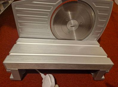 Food slicer