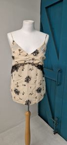 Brand new Savanna Miller top size 10. Postage included