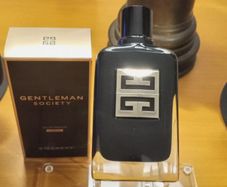 Givenchy - Gentleman Society