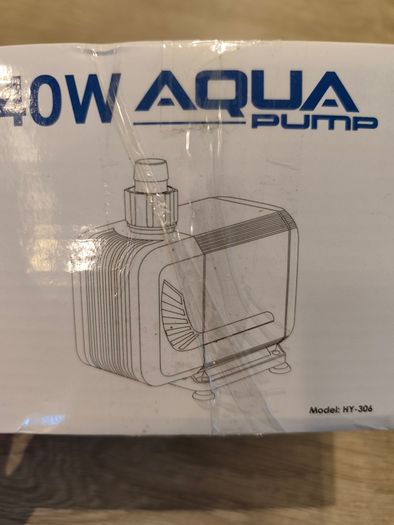 Submersible pond pump