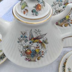 22piece Royal Tara Brids And Fruit Set