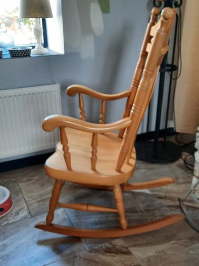 Rocking chair