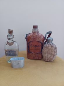 hip flasks French , bottle