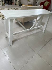 Console table