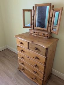 Bedroom dresser