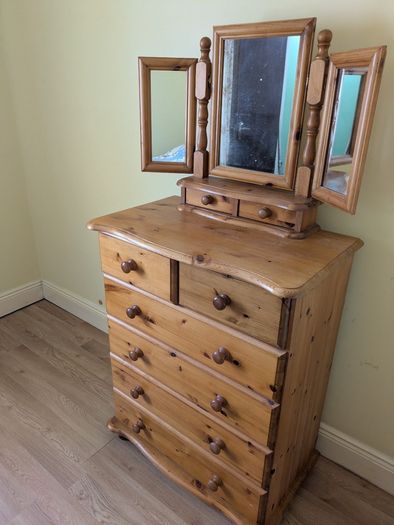 Bedroom dresser