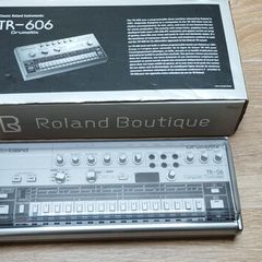 Roland TR-06 drum machine