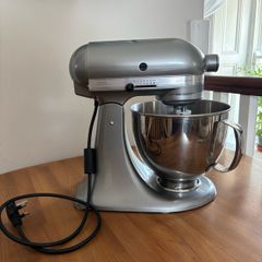 Kitchen Aid artisan