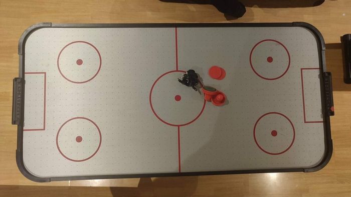 Air Hockey Table