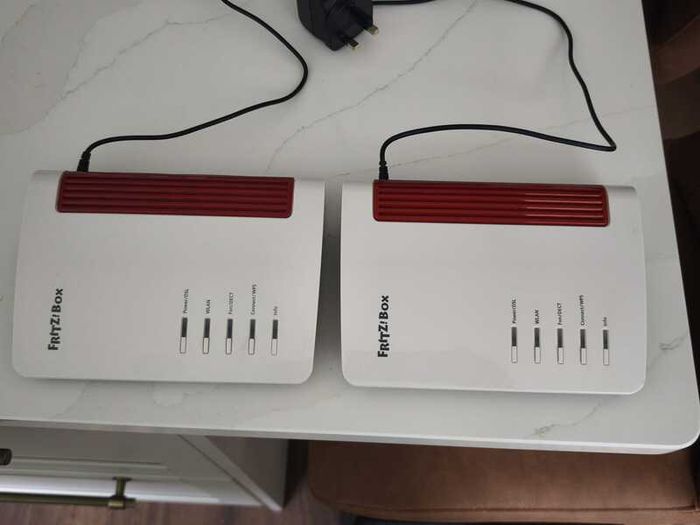 Fritz Wi-fi Router!box 7530 Mesh X 2