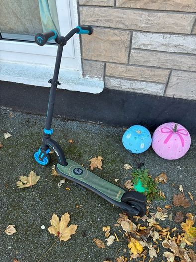 boys electric scooter