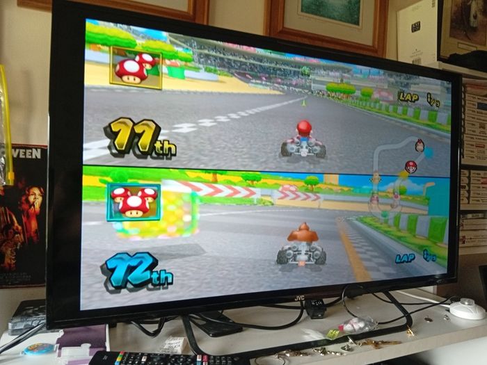 Nintendo Wii Controller Nunchuk With Mario Kart And Others All In Working Order