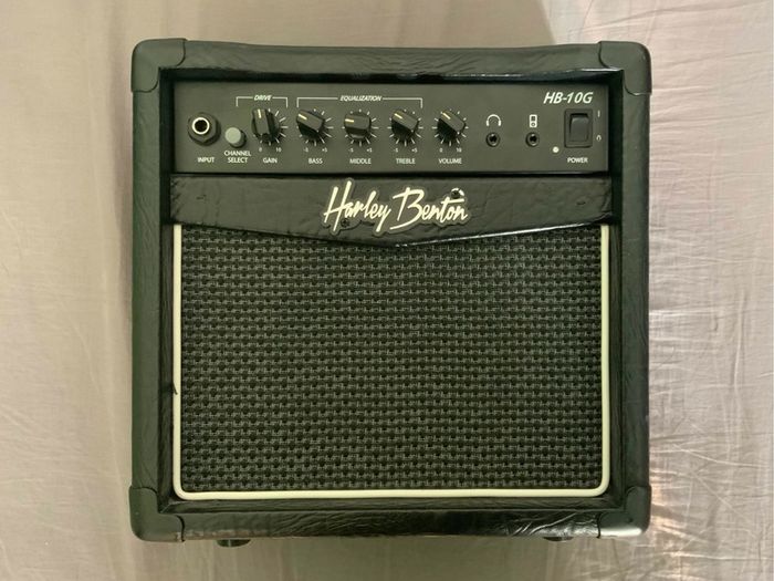 Harley Benton HB-10G Guitar Amp