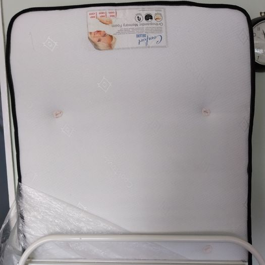 Single bed and Mattress