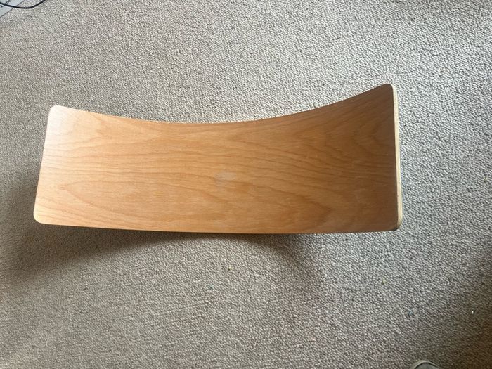 Wooden balance board