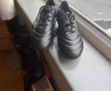 football boots adidas black size 7uk