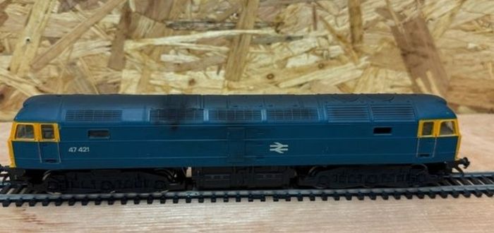 Hornby class 47 locomotive
