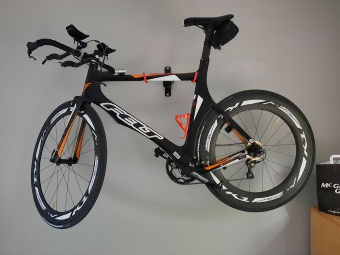 Felt B16 TT Full Carbon Size 60 (XL) with Kinetic-One 58/85 UC Wheelset