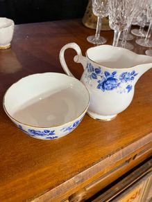 Vintage Royal Grafton Fine Bone China Cream Jug & Sugar Bowl  Made in England