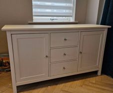 sideboard
