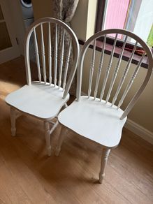 2 chairs