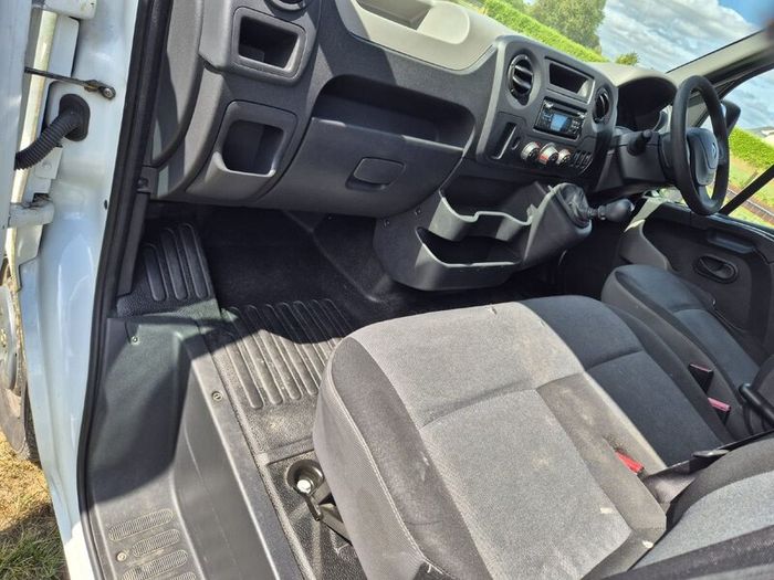 Renault Master 2017 High Roof Long Wheelbase