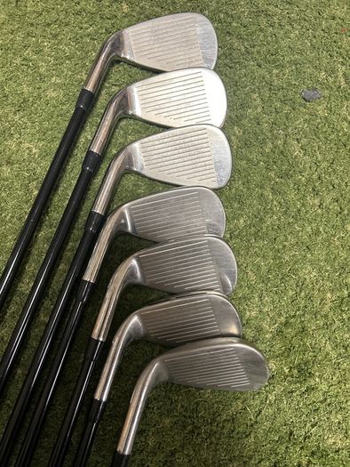 Wilson Dynapwr irons graphite