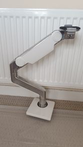 Humanscale M10 monitor arm