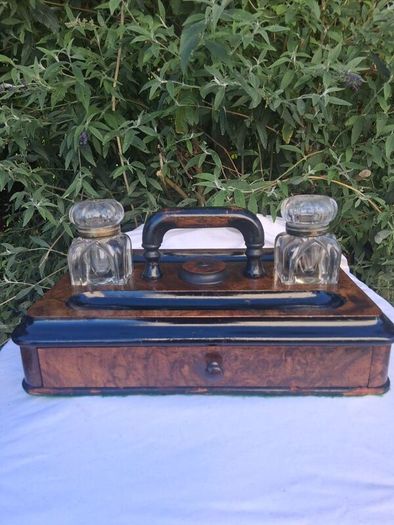 Victorian Burr Walnut Table Inkwell Stand