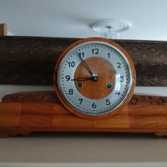mantle clock 1940s