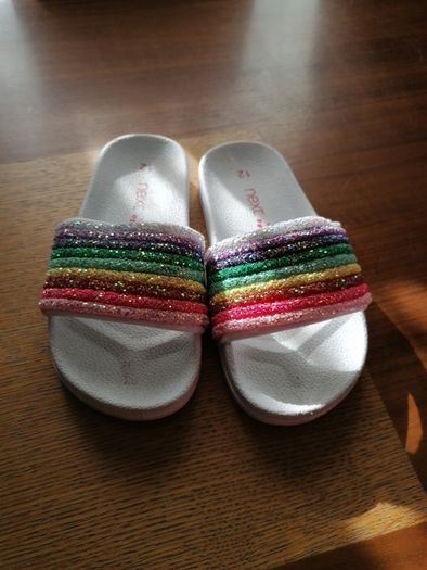 Girl slippers