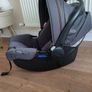 Car Seat PLUS ISOFix base - Graco The SnugLite i-Size Image 2