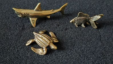3 brass Animals,. Solid brass.
