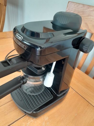 DeLonghi Caffe Sorrento coffee machine FREE