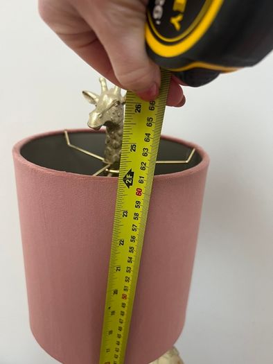 Eye-Catching Home Decor - Giraffe Lamp with Pink Shade