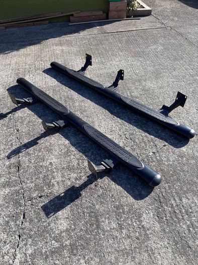 Kinsealy pets Jobs: VW Amarok side steps