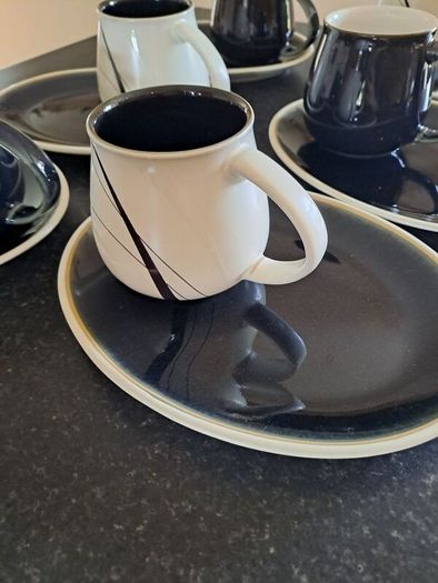 6 Denby oyster buffet saucers and mugs