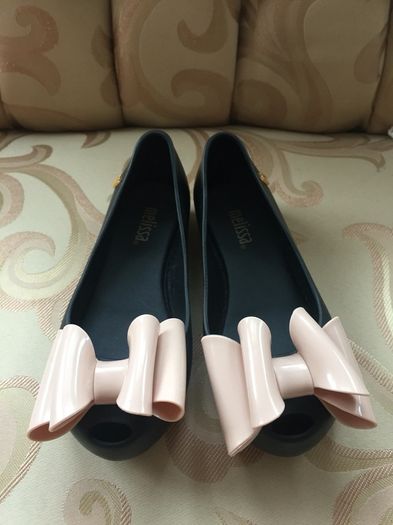 Mini Melissa's