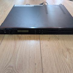 Roland U110