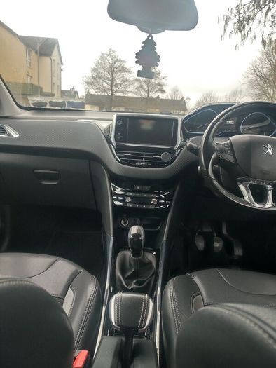 Price Drop// Peugeot 2008 2014
