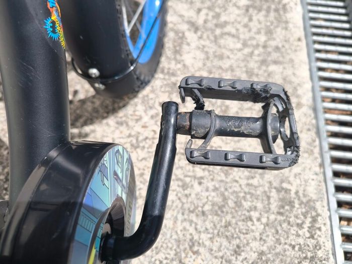14" Batman Bike with Stabilisers