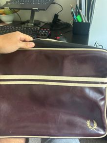 Fred Perry Classic Shoulder Bag-Black/Brown