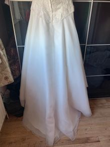 Reduced reduced Alfred angelo wedding dress with voile size 18 price drop