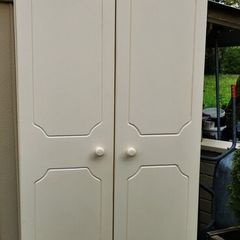 wardrobe