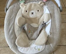 Baby bouncer