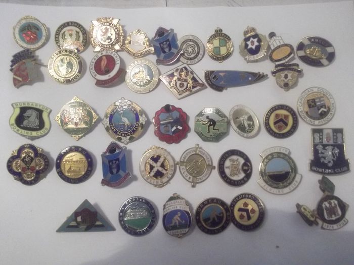 42 vintage enamel bowing badges